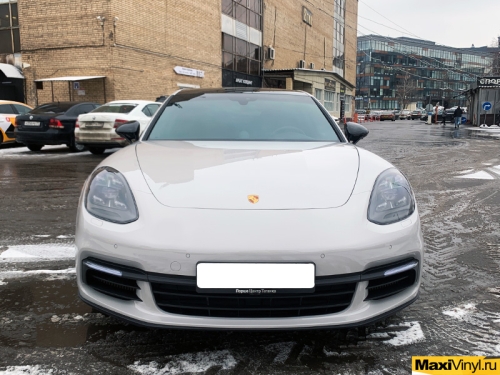 Полная оклейка Porsche Panamera в серый глянец